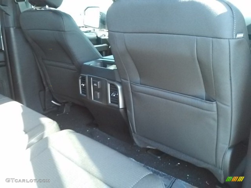 2016 F150 XLT SuperCrew 4x4 - Oxford White / Black photo #12