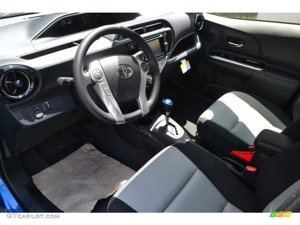 2016 Prius c Two - Blue Streak Metallic / Black photo #5