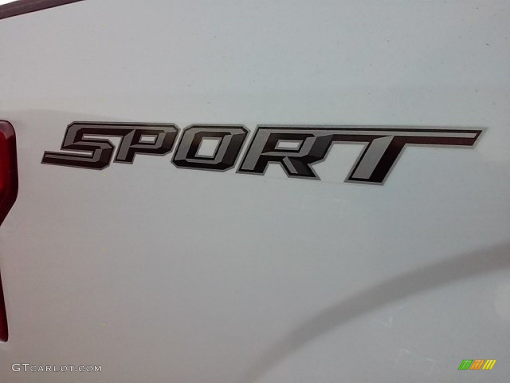 2016 F150 XL SuperCrew - Oxford White / Medium Earth Gray photo #15