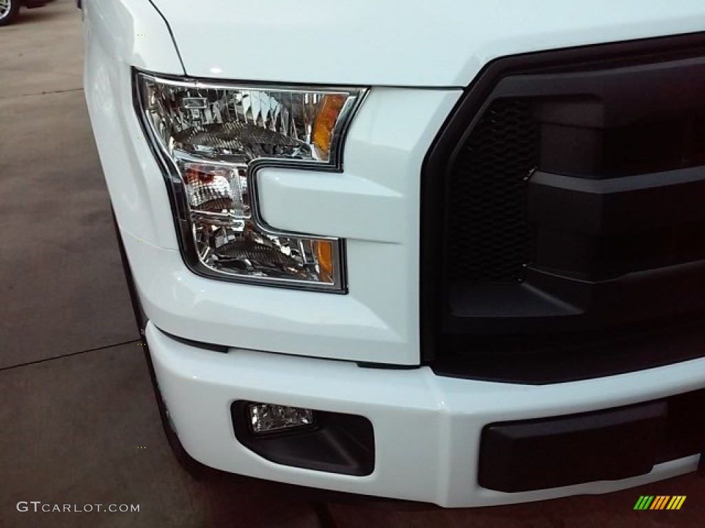 2016 F150 XL SuperCrew - Oxford White / Medium Earth Gray photo #17