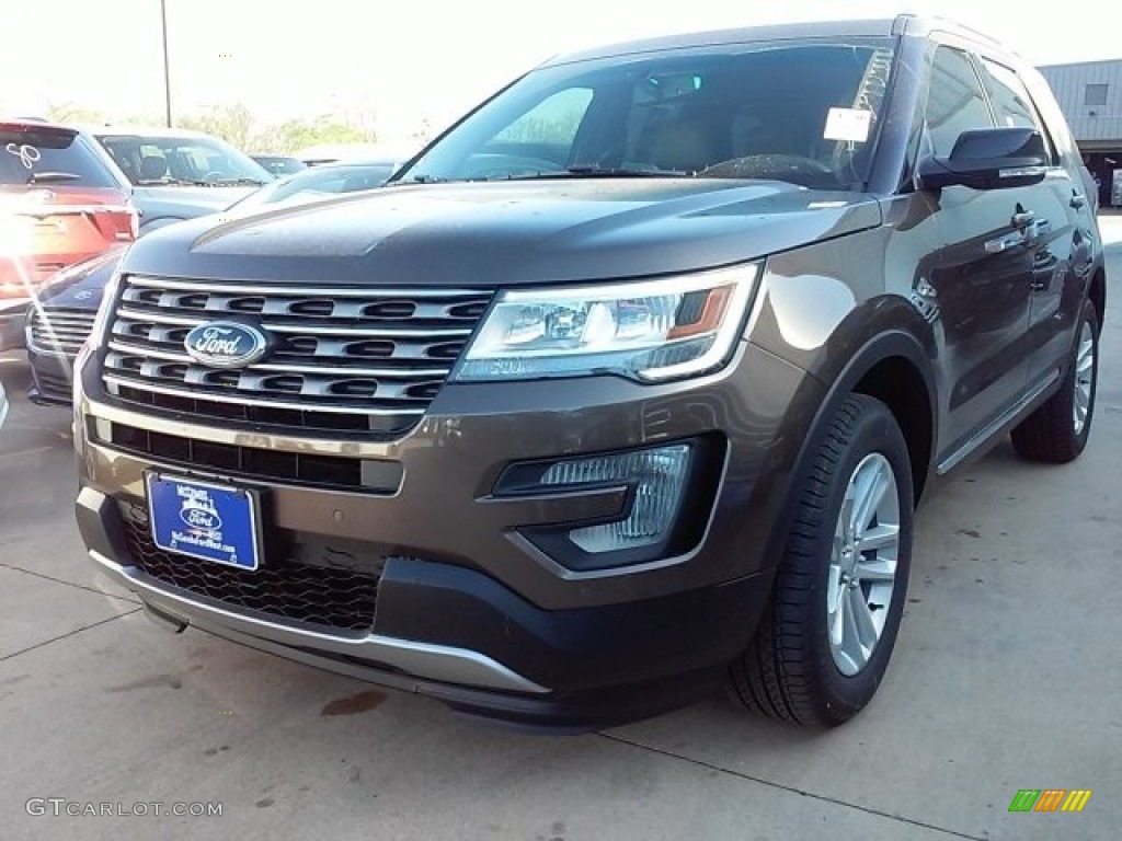 2016 Explorer XLT - Caribou Metallic / Medium Light Camel photo #18