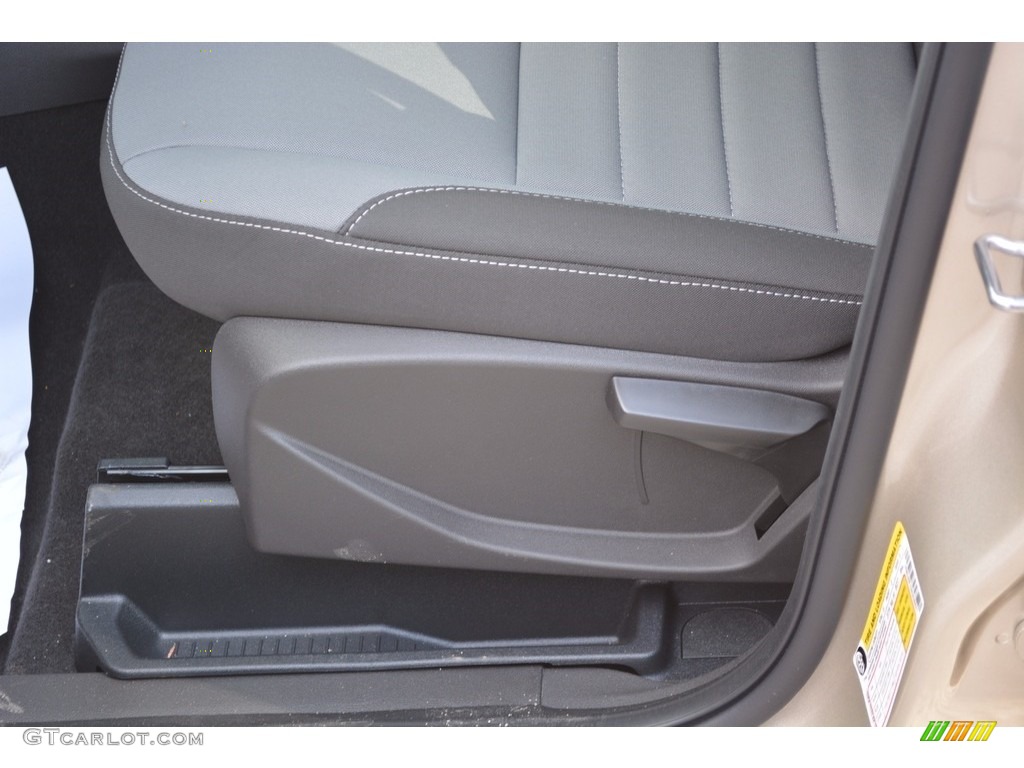 2017 Escape S - White Gold / Charcoal Black photo #18