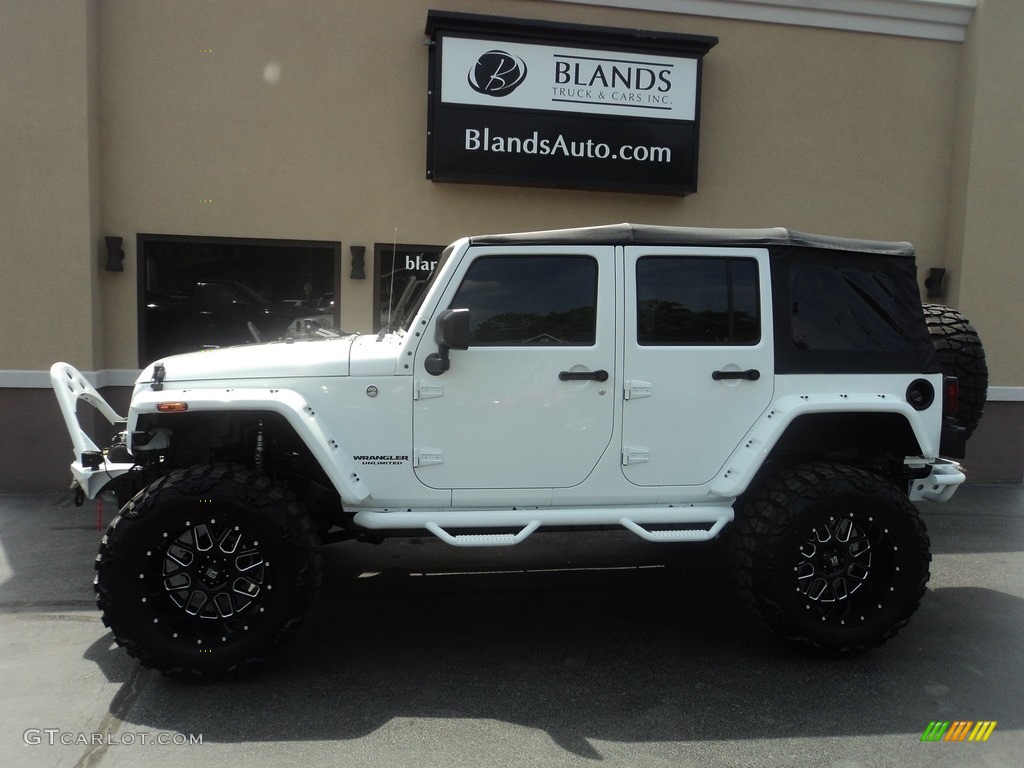 Bright White Jeep Wrangler Unlimited