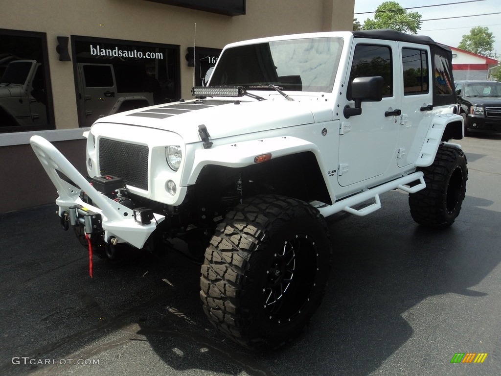 2016 Wrangler Unlimited Sport 4x4 - Bright White / Black photo #2