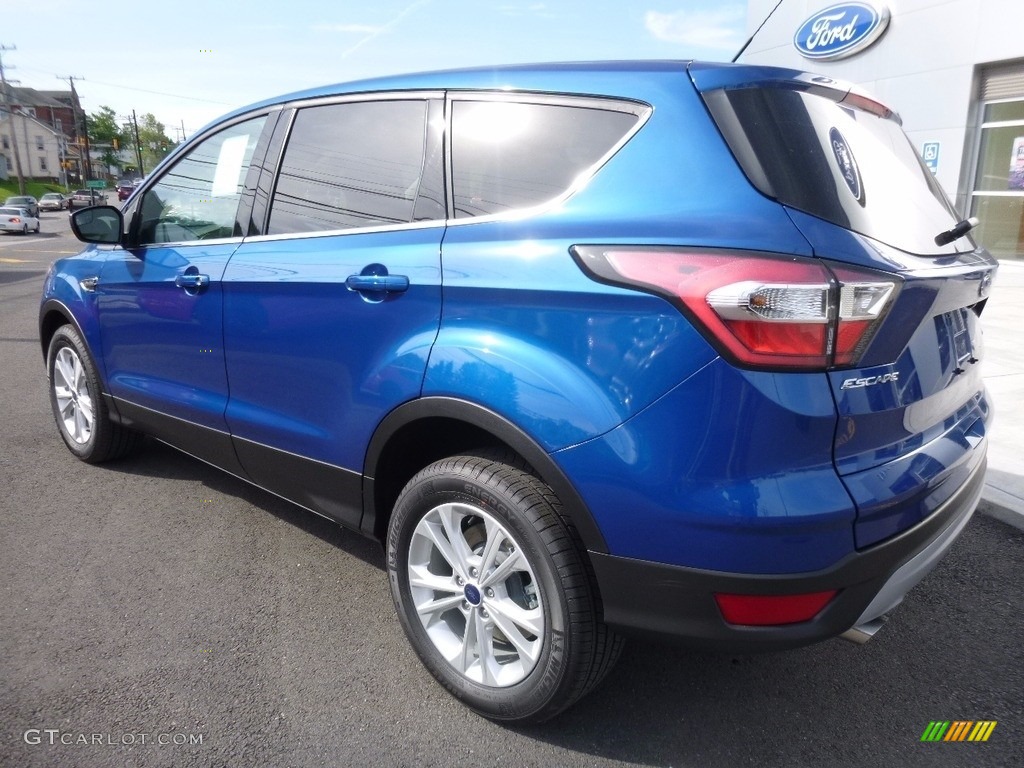 2017 Escape SE 4WD - Lightning Blue / Medium Light Stone photo #9