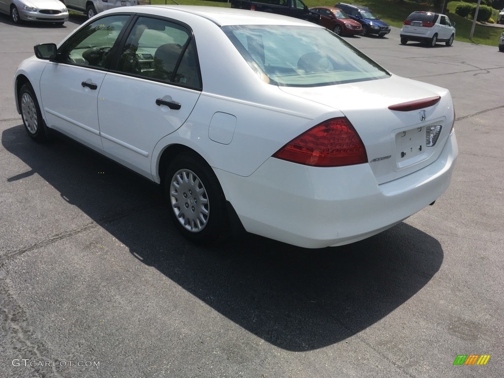 2007 Accord Value Package Sedan - Taffeta White / Ivory photo #17