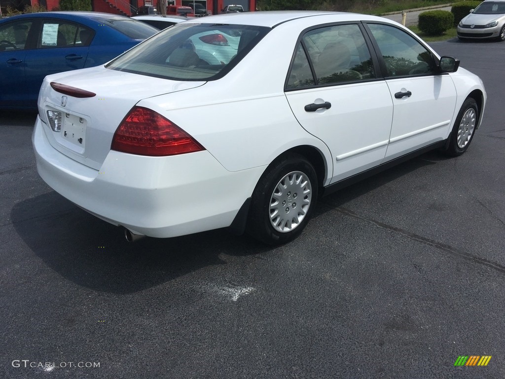 2007 Accord Value Package Sedan - Taffeta White / Ivory photo #29
