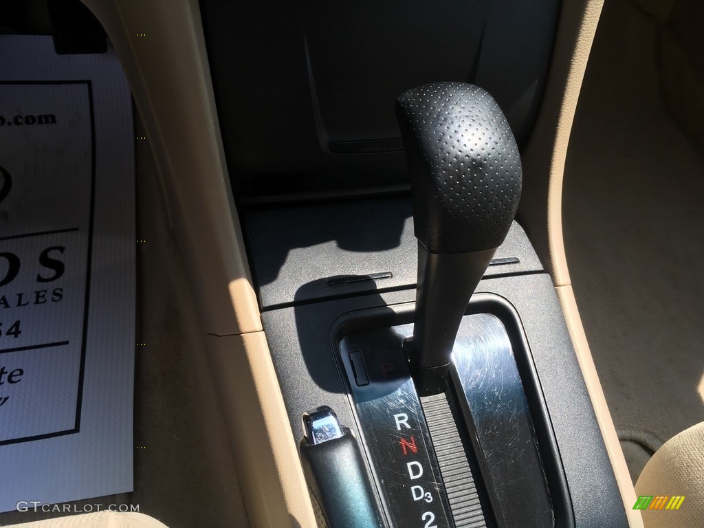 2007 Accord Value Package Sedan - Taffeta White / Ivory photo #44