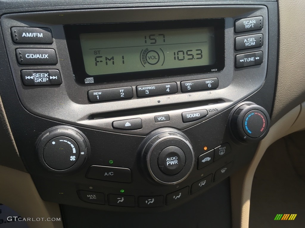 2007 Accord Value Package Sedan - Taffeta White / Ivory photo #47