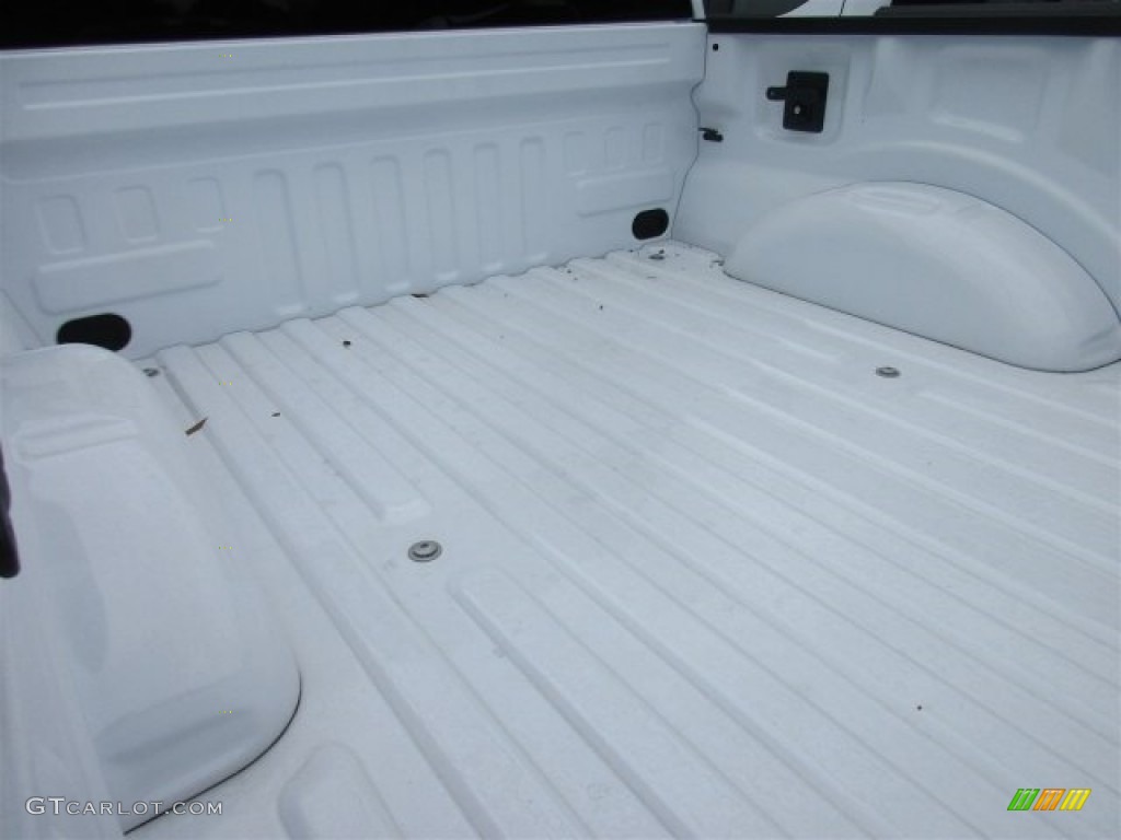 2016 F150 XLT SuperCrew - Oxford White / Medium Earth Gray photo #7