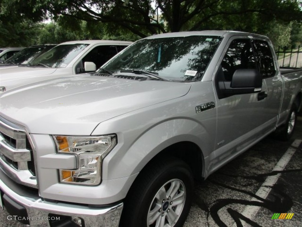 2016 F150 XLT SuperCab - Ingot Silver / Medium Earth Gray photo #2