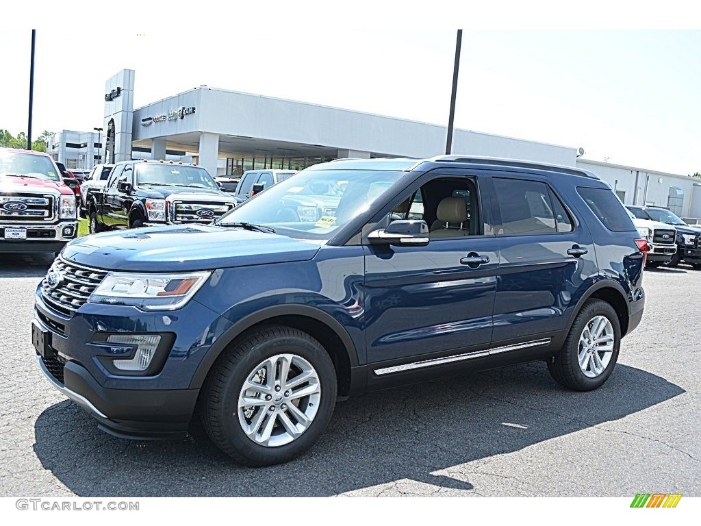 2016 Explorer XLT - Blue Jeans Metallic / Medium Light Camel photo #3