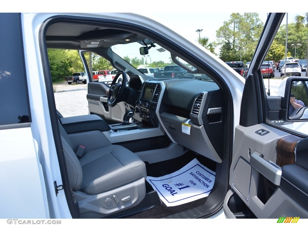 2016 F150 Lariat SuperCrew 4x4 - Oxford White / Medium Earth Gray photo #26