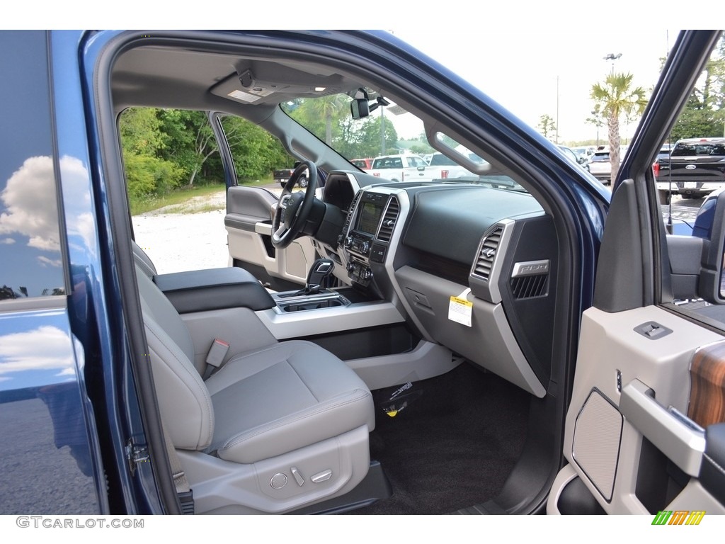 2016 F150 Lariat SuperCrew 4x4 - Blue Jeans / Medium Earth Gray photo #24