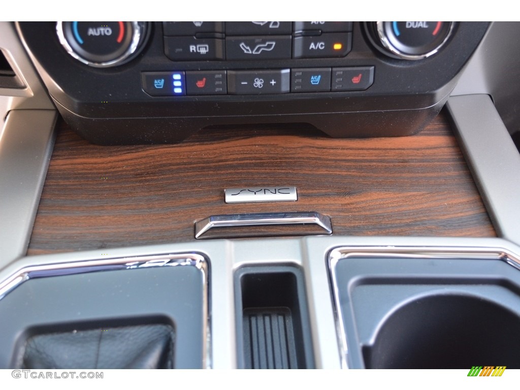2016 F150 Lariat SuperCrew 4x4 - Blue Jeans / Medium Earth Gray photo #30