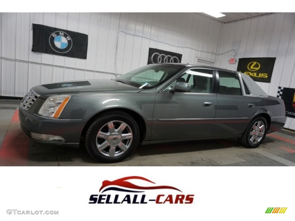 Light Platinum Cadillac DTS