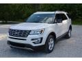 2016 White Platinum Metallic Tri-Coat Ford Explorer XLT 4WD  photo #9