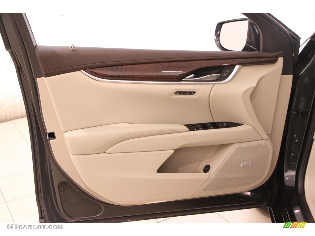 2016 Cadillac XTS Luxury Sedan Door Panel Photos