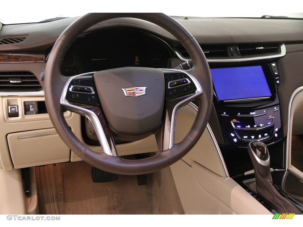 2016 Cadillac XTS Luxury Sedan Dashboard Photos