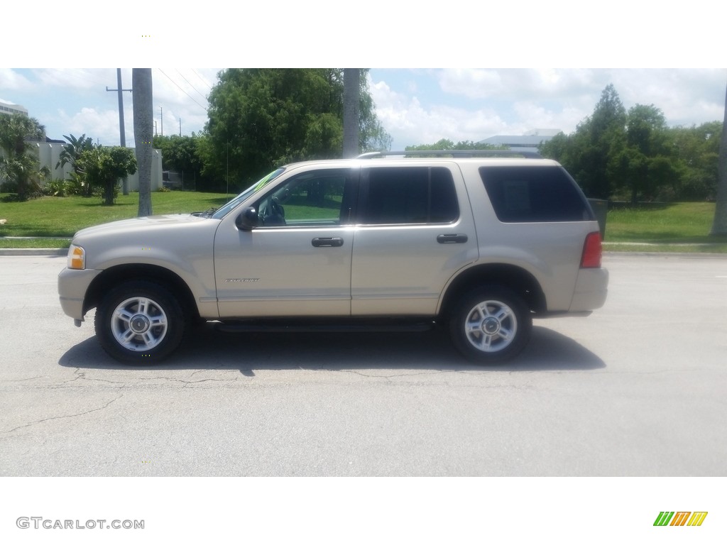 2004 Explorer XLT - Pueblo Gold Metallic / Medium Parchment photo #2
