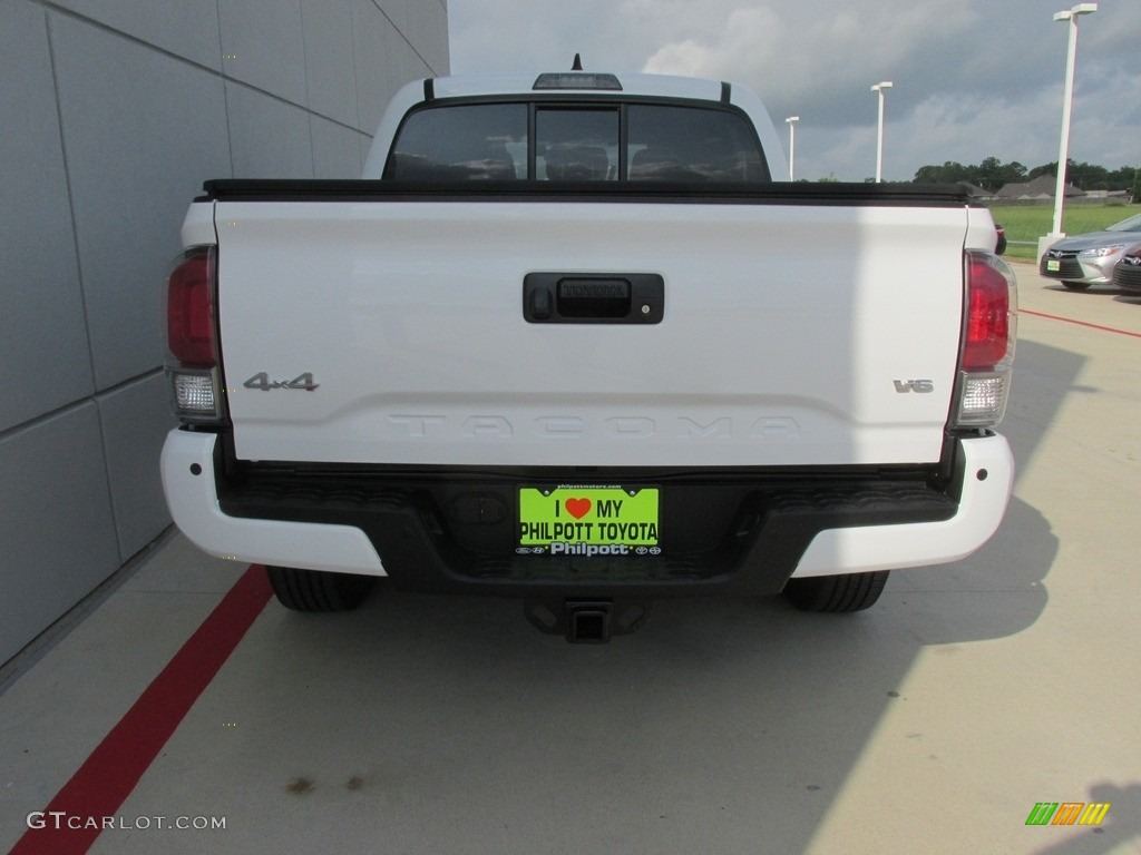 2016 Tacoma Limited Double Cab 4x4 - Super White / Limited Hickory photo #5