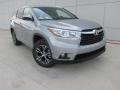 Silver Sky Metallic - Highlander XLE Photo No. 2