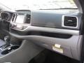 Silver Sky Metallic - Highlander XLE Photo No. 15