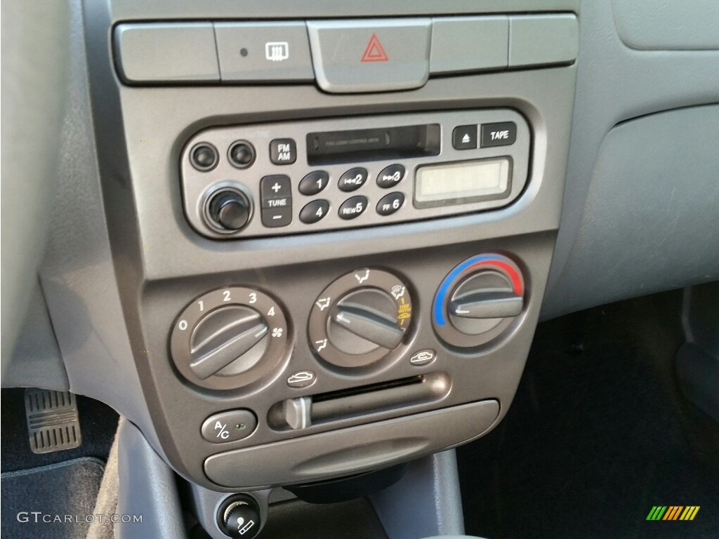 2001 Accent GL Sedan - Silver Mist / Gray photo #14