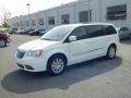 2016 Bright White Chrysler Town & Country Touring  photo #3