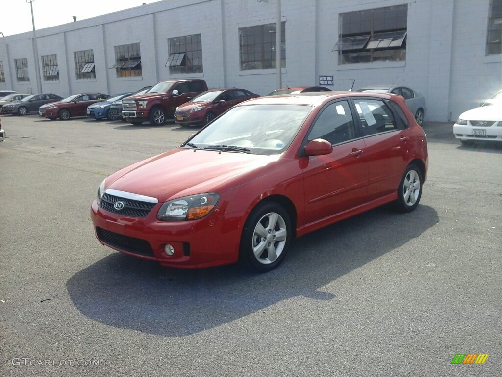 2008 Spectra 5 SX Wagon - Classic Red / Black photo #3