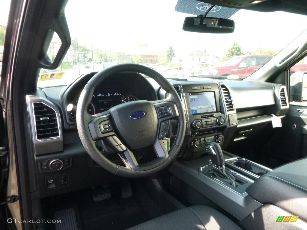 2016 F150 XLT SuperCab 4x4 - Magnetic / Black photo #12