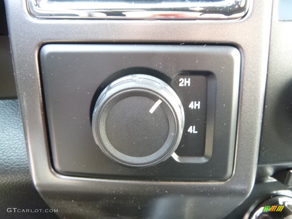 2016 F150 XLT SuperCab 4x4 - Magnetic / Black photo #17