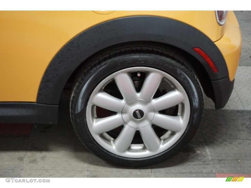 2007 Cooper S Hardtop - Mellow Yellow / Carbon Black/Carbon Black photo #61