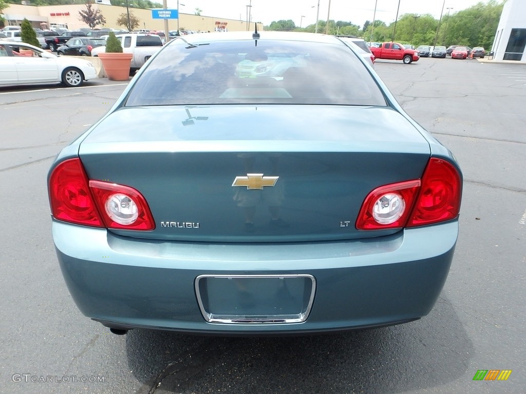 2009 Malibu LT Sedan - Silver Moss Metallic / Ebony photo #6