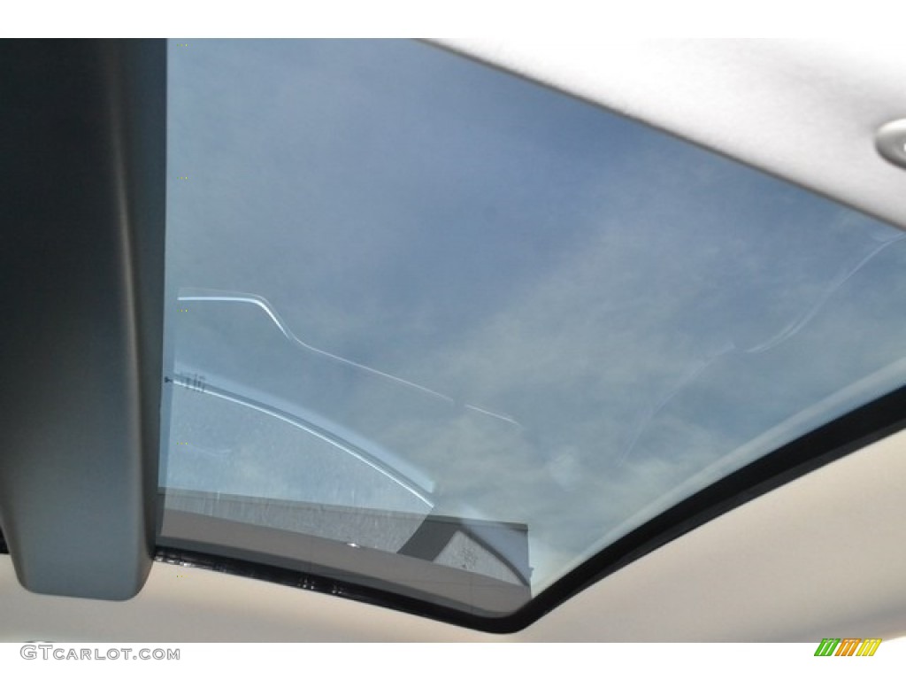 2014 Model S  - Blue Metallic / Black photo #20