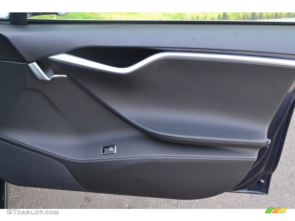 2014 Tesla Model S Standard Model S Model Black Door Panel Photo #113288134