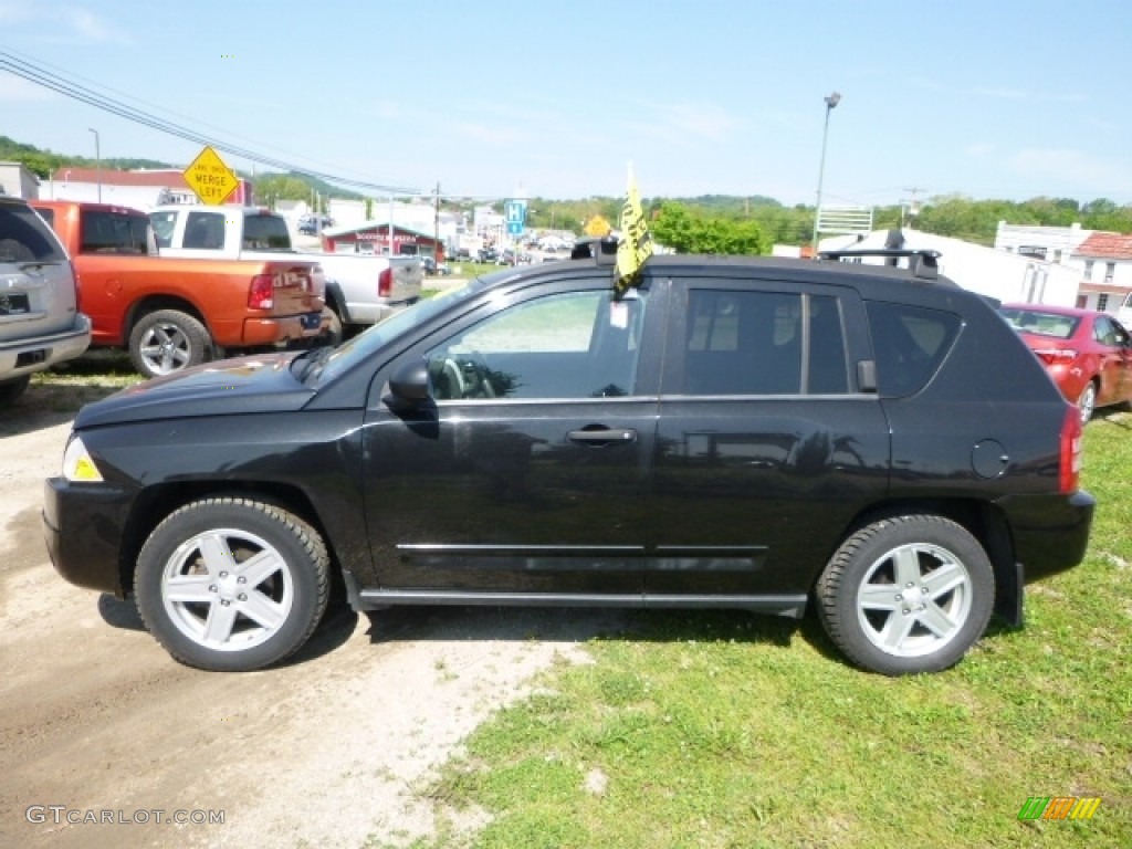 2008 Compass Sport 4x4 - Brilliant Black Crystal Pearl / Dark Slate Gray photo #2