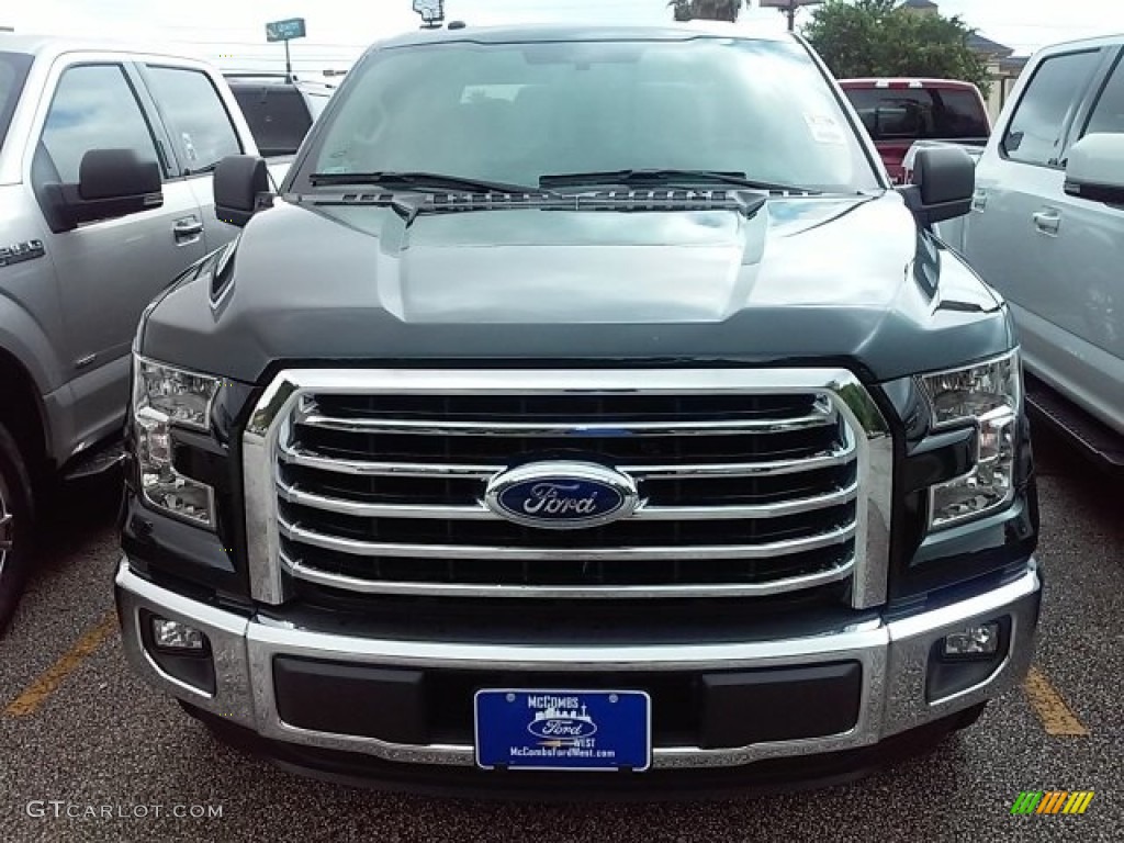 2016 F150 XLT SuperCrew - Green Gem / Medium Earth Gray photo #3