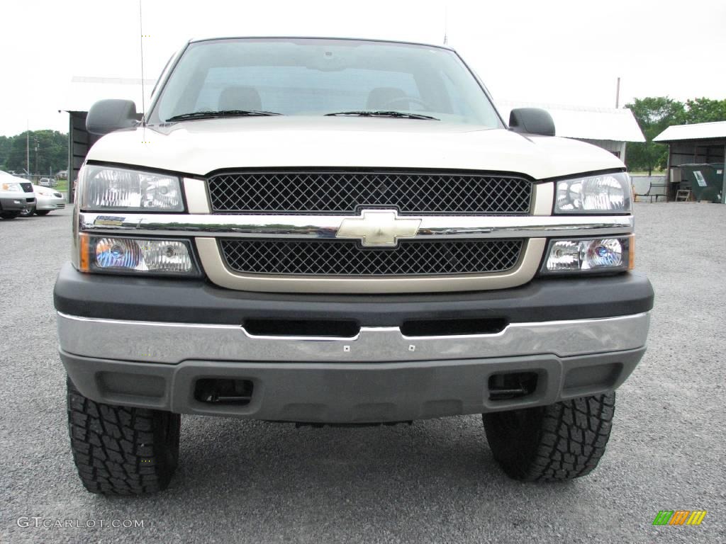 2004 Silverado 1500 LS Regular Cab 4x4 - Sandstone Metallic / Tan photo #6