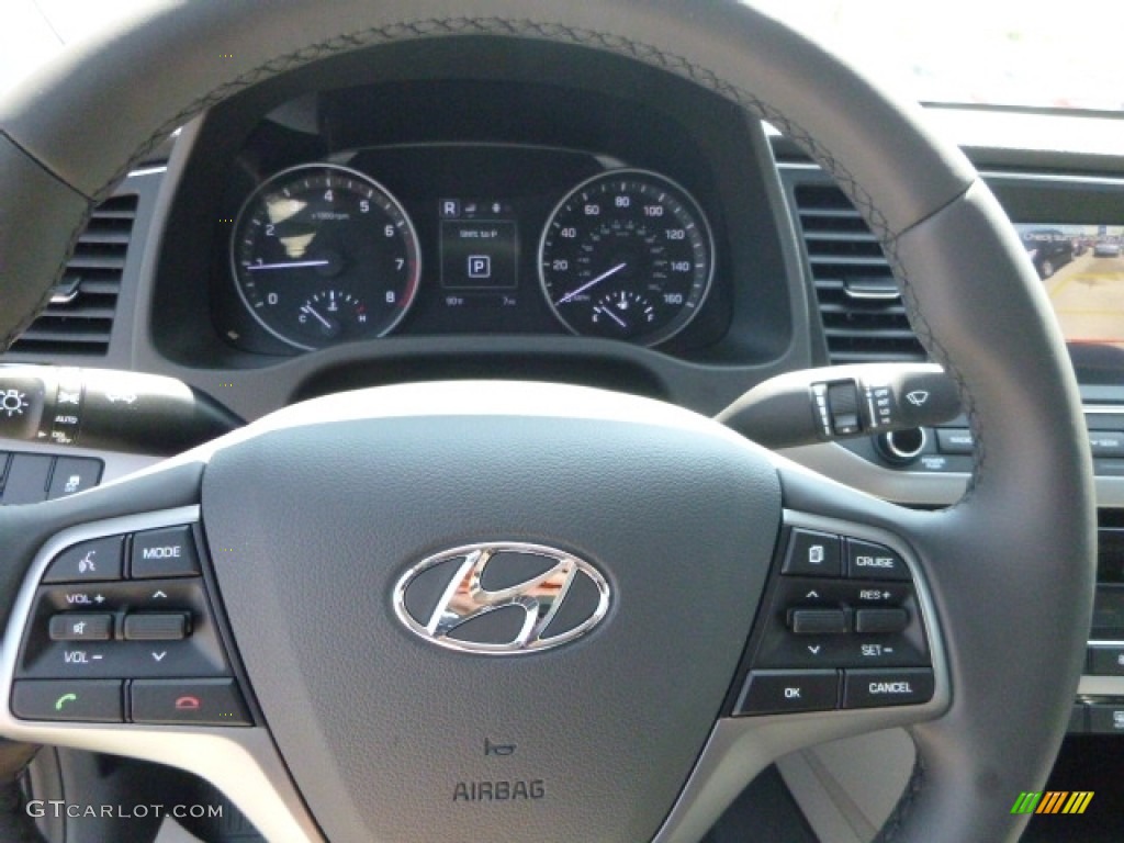 2017 Elantra SE - Black / Gray photo #19