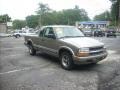 2001 Light Pewter Metallic Chevrolet S10 LS Extended Cab  photo #8