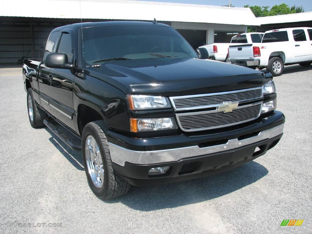 2006 Silverado 1500 LT Extended Cab 4x4 - Black / Medium Gray photo #4