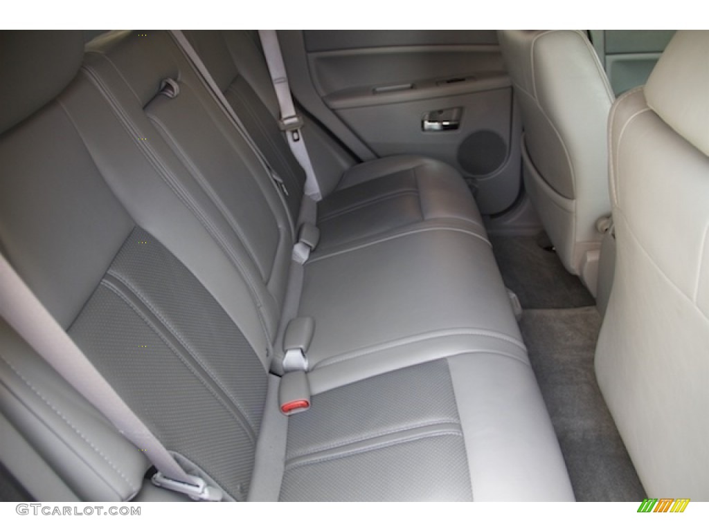 2005 Grand Cherokee Limited - Midnight Blue Pearl / Medium Slate Gray photo #18