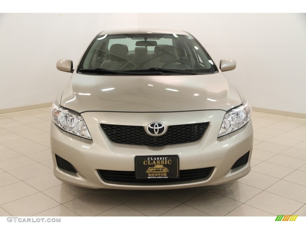 2010 Corolla LE - Desert Sand Metallic / Bisque photo #2