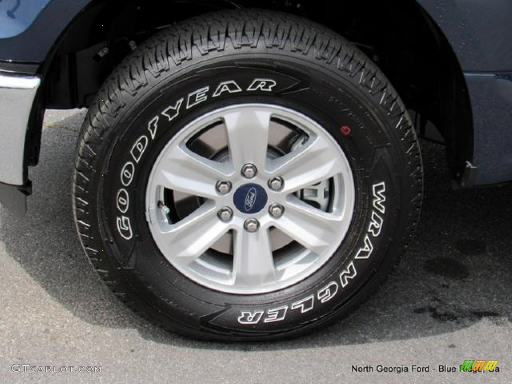 2016 F150 XLT SuperCrew 4x4 - Blue Jeans / Medium Earth Gray photo #9