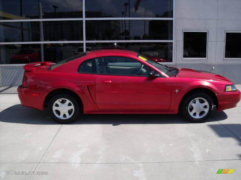 2001 Mustang V6 Coupe - Laser Red Metallic / Medium Parchment photo #4