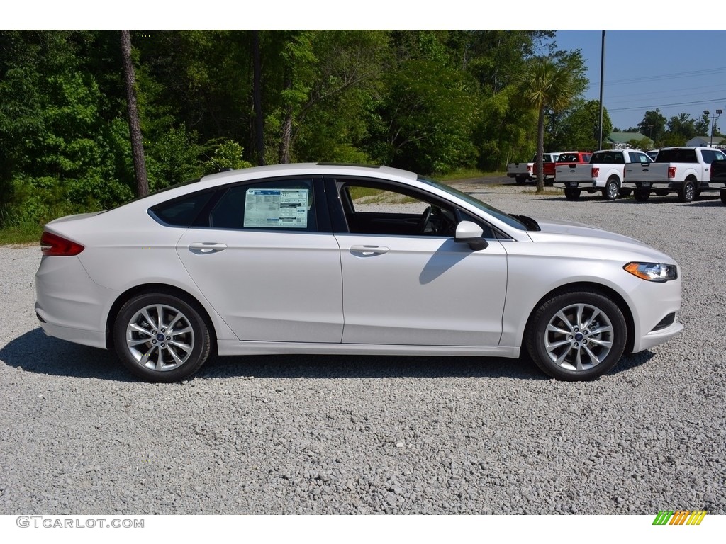 2017 Fusion SE - White Platinum / Ebony photo #2