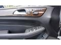 Iridium Silver Metallic - ML 350 4Matic Photo No. 15