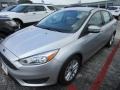 2016 Ingot Silver Ford Focus SE Sedan  photo #3