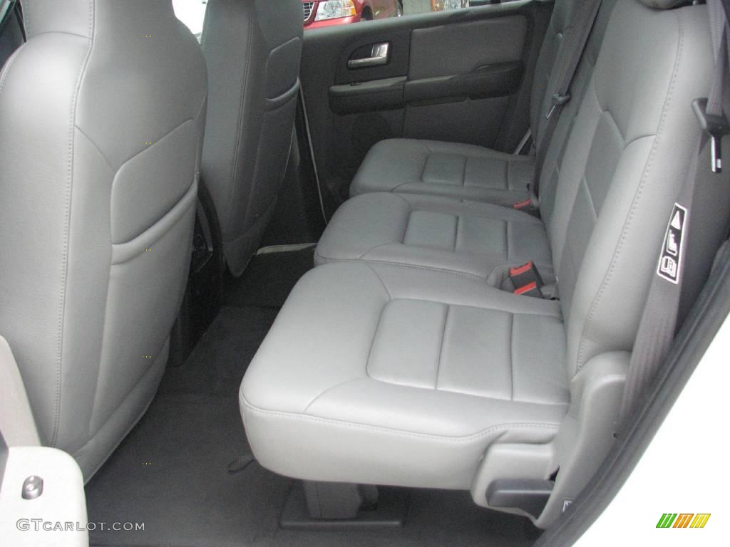2003 Expedition XLT - Oxford White / Flint Grey photo #11